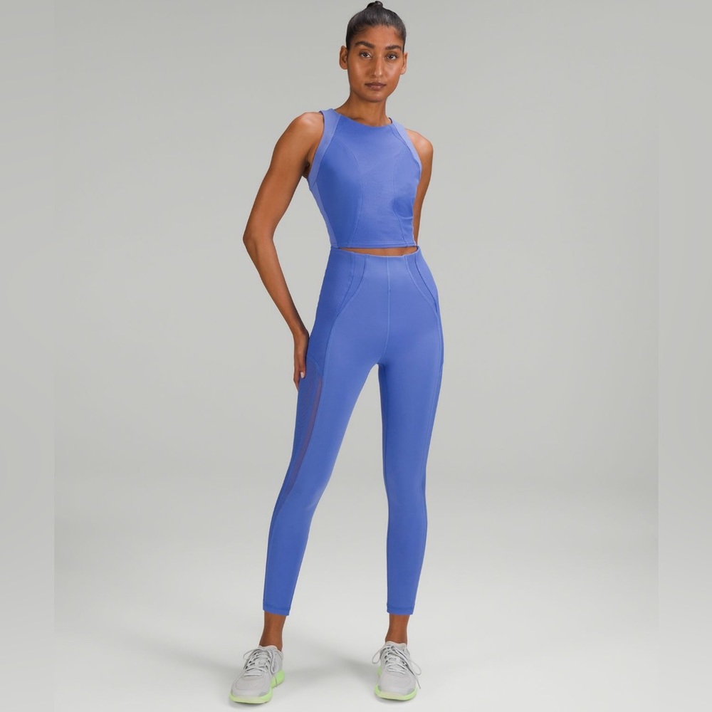 Everlux and Mesh Super-High-Rise
Training Tight 25"